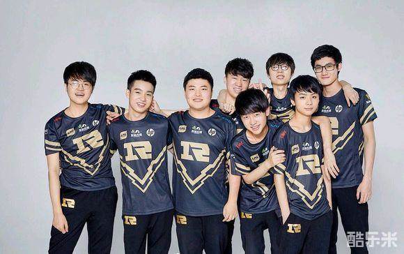 联赛场上 联赛场上